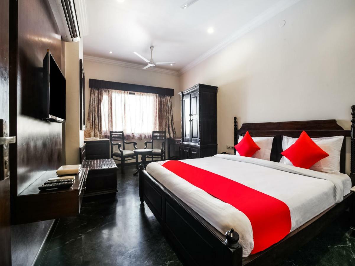 Oyo 1681 Hotel Devansh Udaipur Eksteriør billede