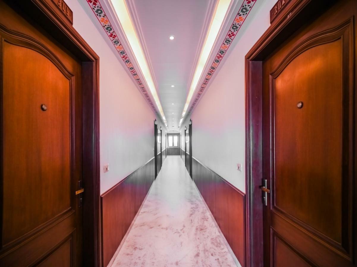 Oyo 1681 Hotel Devansh Udaipur Eksteriør billede